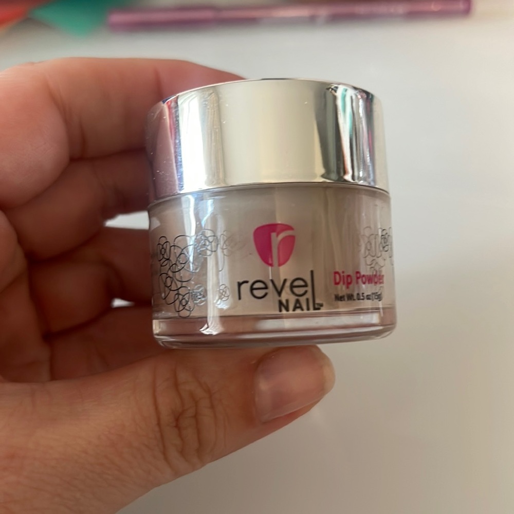 Revel nail dip powder nail polish, shade D578 Petra, 0.5oz jar